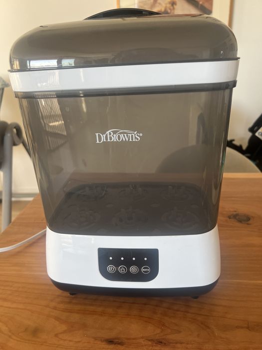 Esterelizador e Secador de Mamadeira