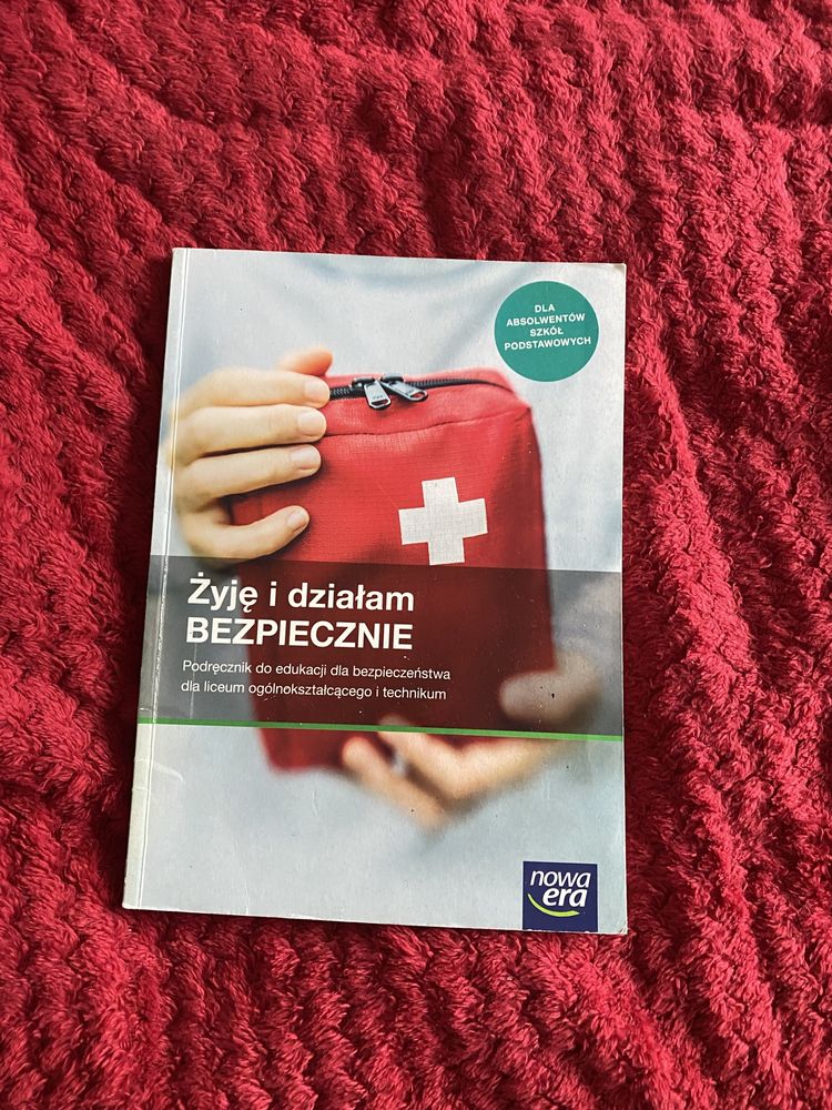 podręcznik do edb szkoła ponadpodstawow