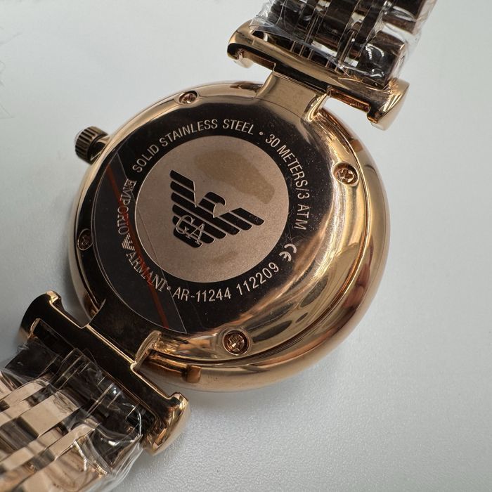 Жіночий годинник emporio armani ar11244 оригінал