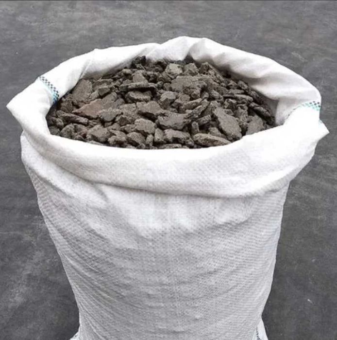 Макуха соняшникова жарена кормова, протеїн 35% ,для ВРХ, свиней, кіз,