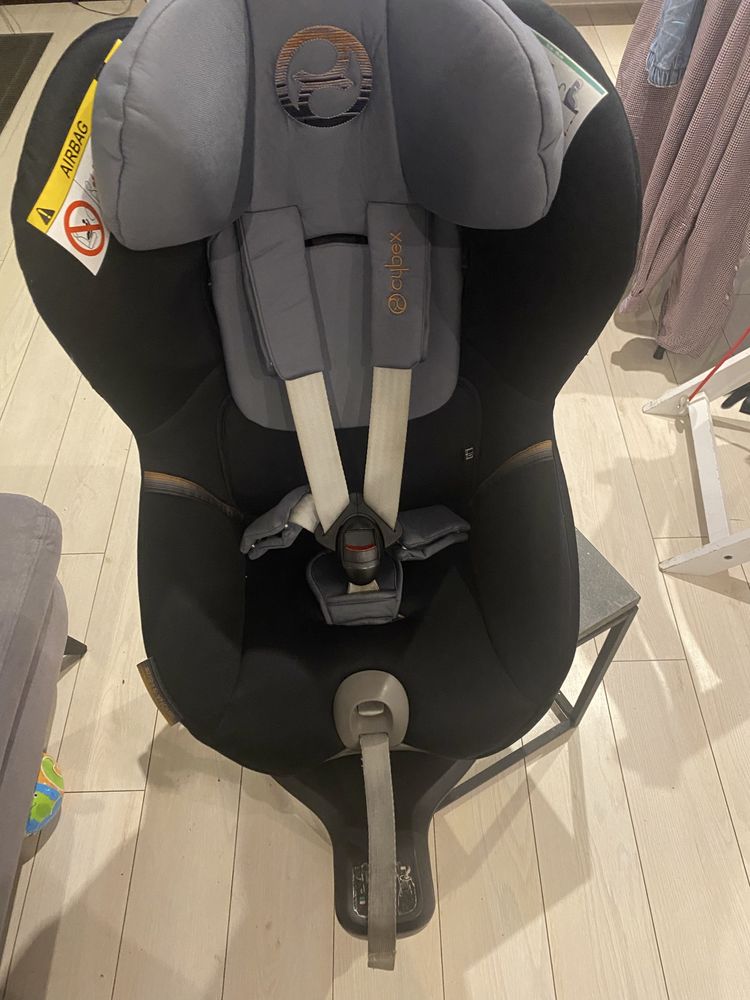 Fotelik samochodowy obrotowy Cybex Sirona S i-size