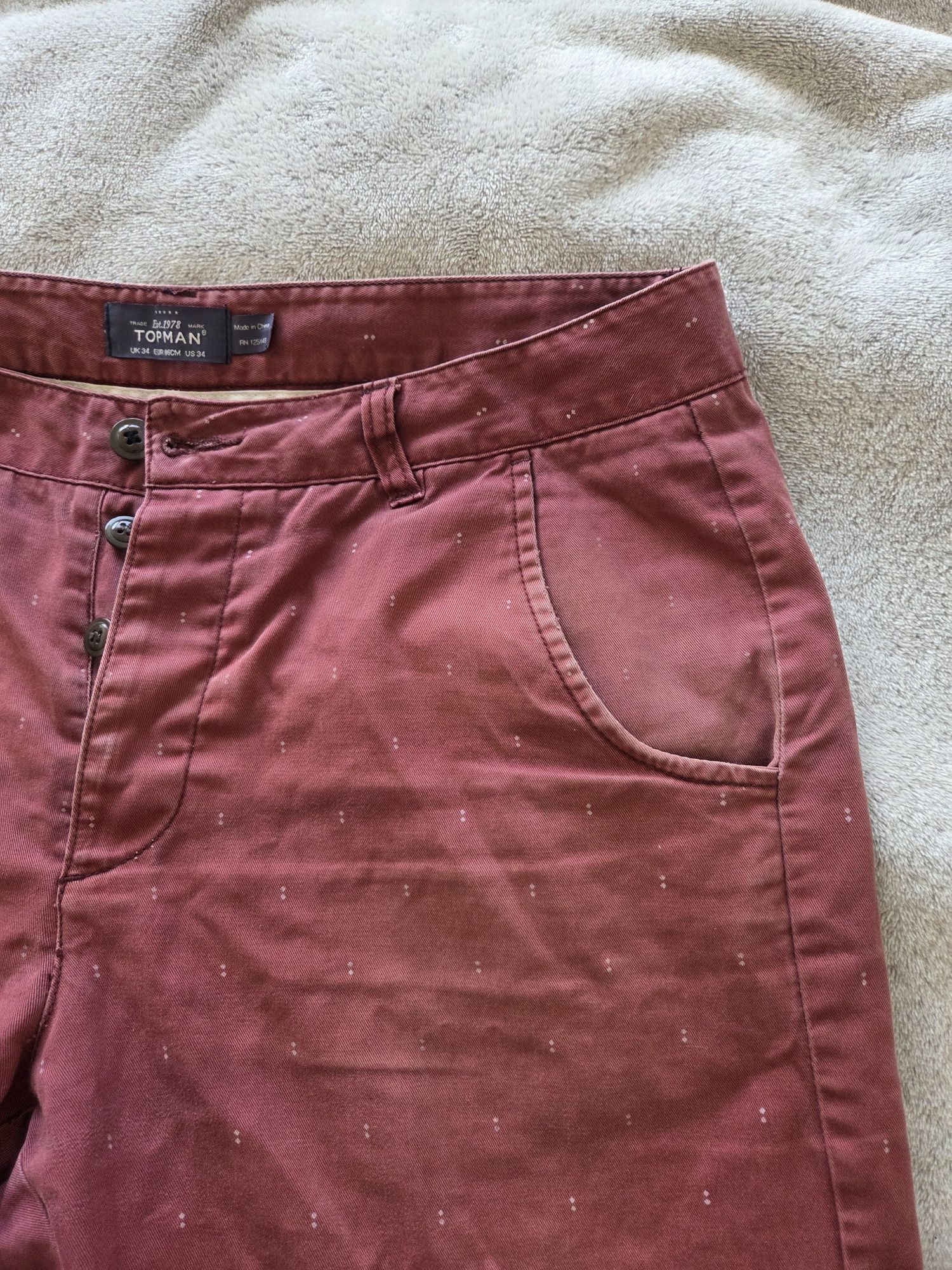 Spodenki bordowe krótkie  UK 34