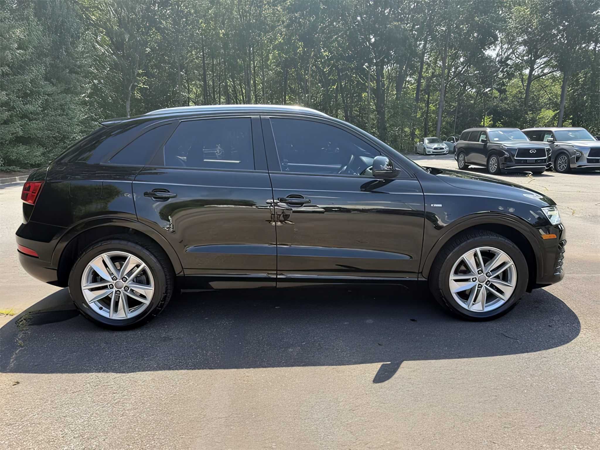 2018 Audi      Q3