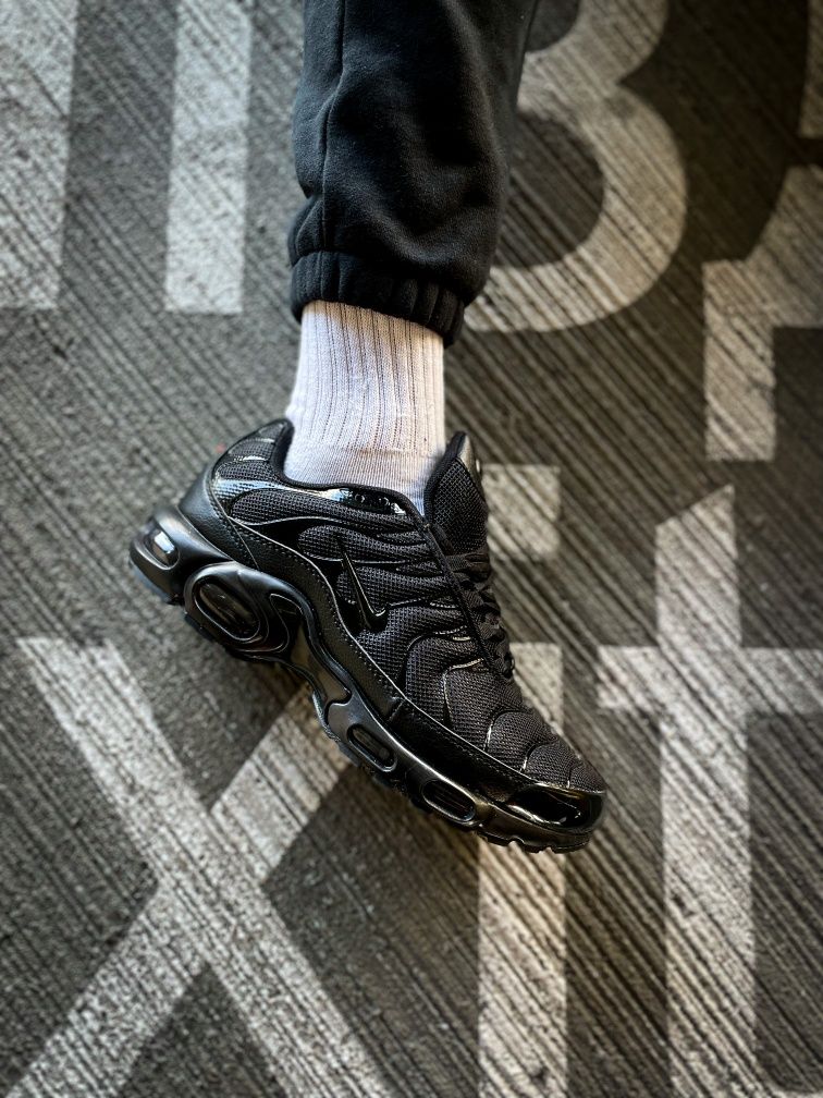 Nike Air Max Tn Plus Black (size: 36 - 45)