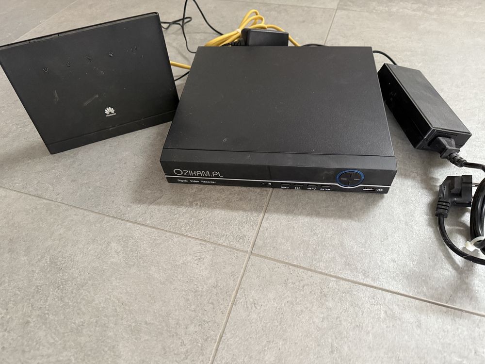 Zestawaw 4 kamer z rejestratorem i modemem Lte