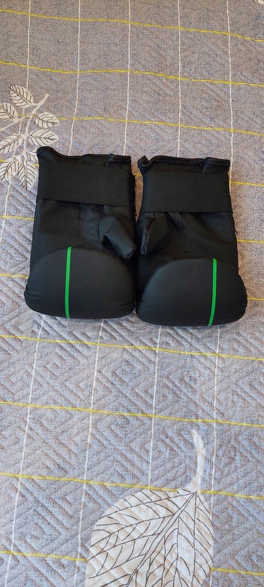 нові боксерські рукавиці zelart розмір м