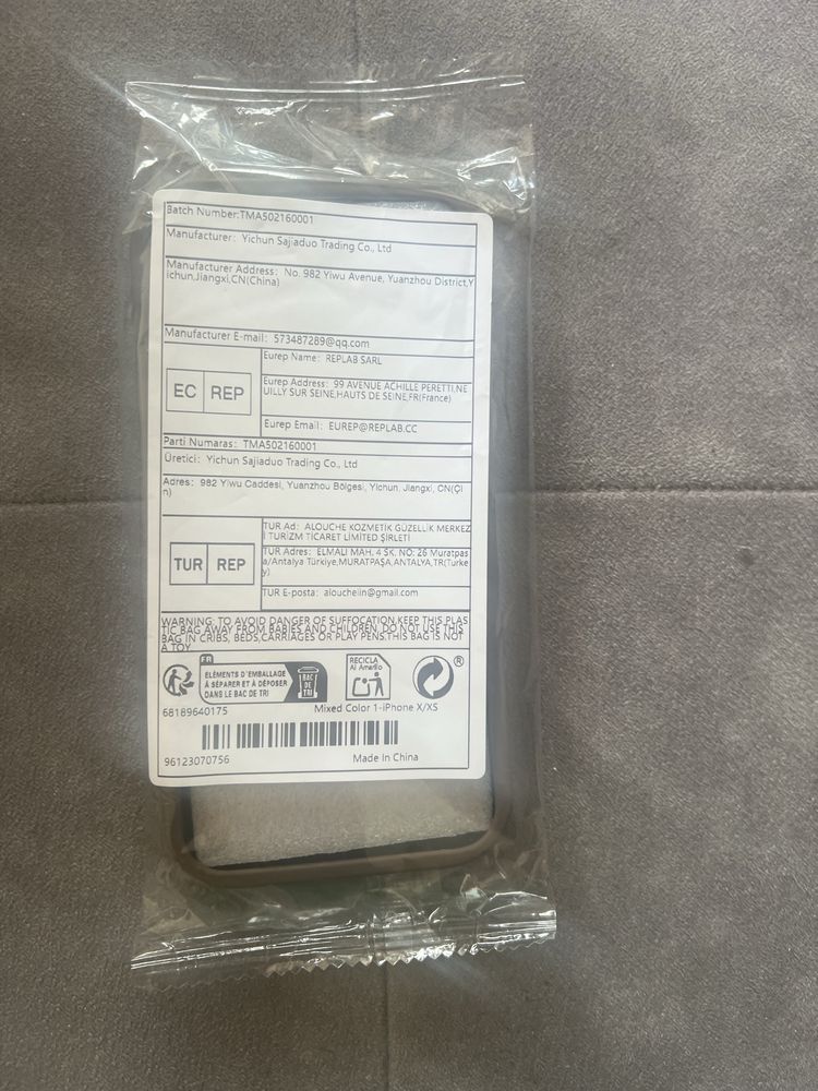 Etui iphon 13 pro brązowa capibara