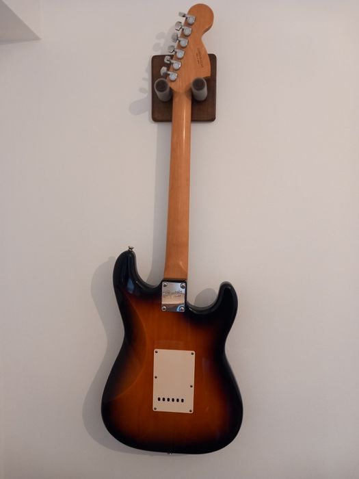 Fender Strat Squier (left handed)