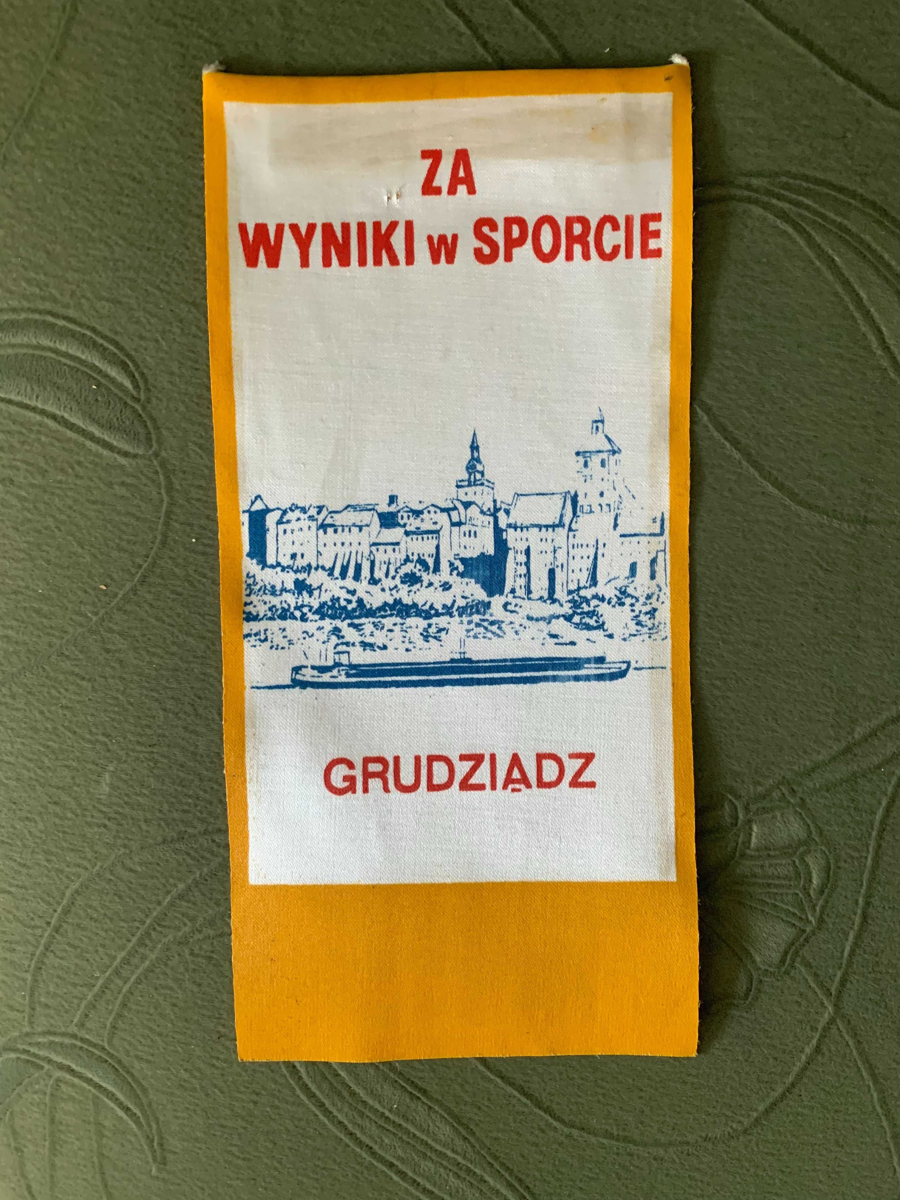 Grudziądz proporczyk SZS SKS przy ekonomiku