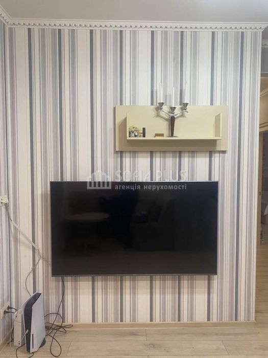 Срочно! 2к, Кондратюка Юрія вул. 7, новий дім, недорого