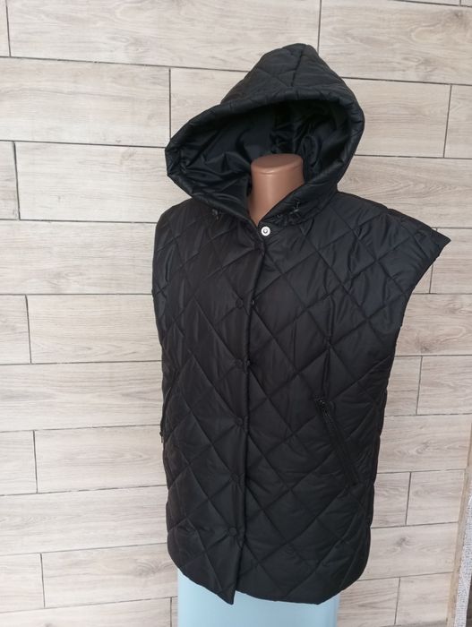 Жилетка женская .