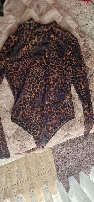 Body bershka leopardo