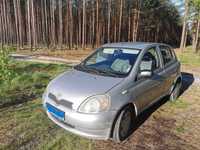 Toyota Yaris rok 2000