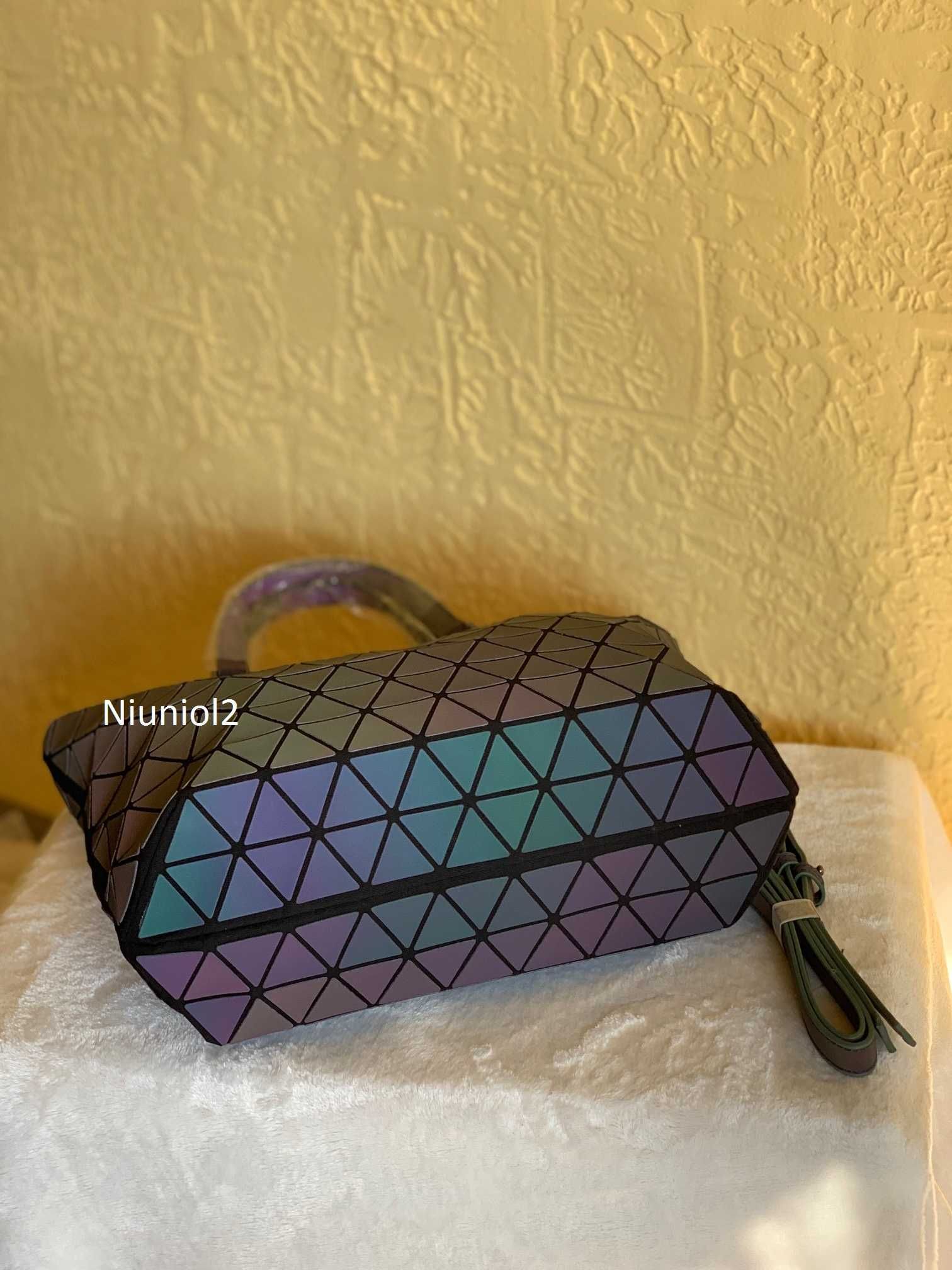 Torebka holograficzna Bao Bao styl baobao