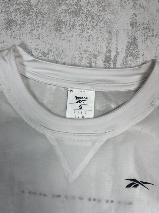 Reebok Night Run Woven Tee: ультралегка, світловідбивна, для бігу