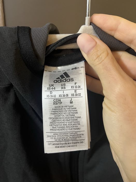 Худі Adidas Чорне розмір XS