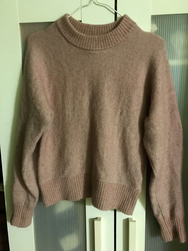 Sweter HM z moherem