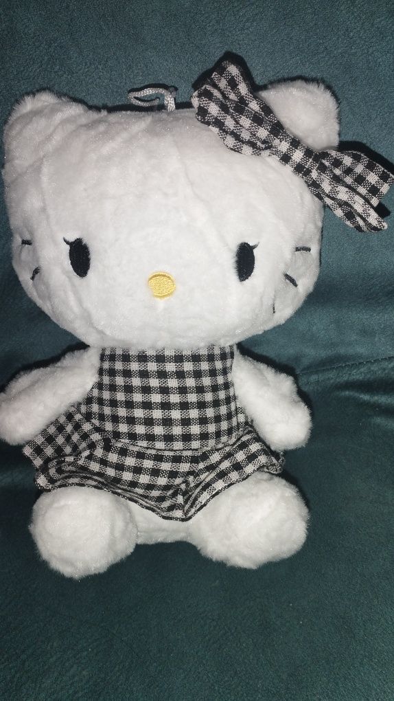 М'яка іграшка Хеллоу Кітті в сукні у клітинку кішка Hello Kitty чорна