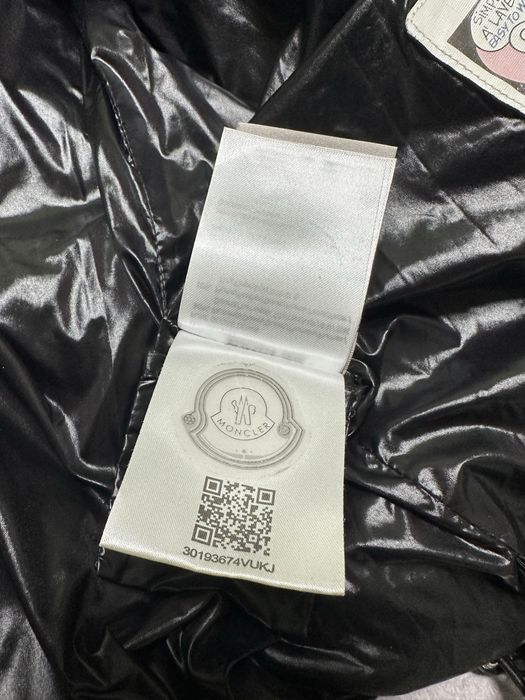 Куртка Moncler Пуховик nsw tech