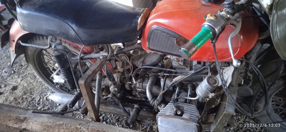 Мотоцикл МТ-10 на уверенном ходу,с документами.