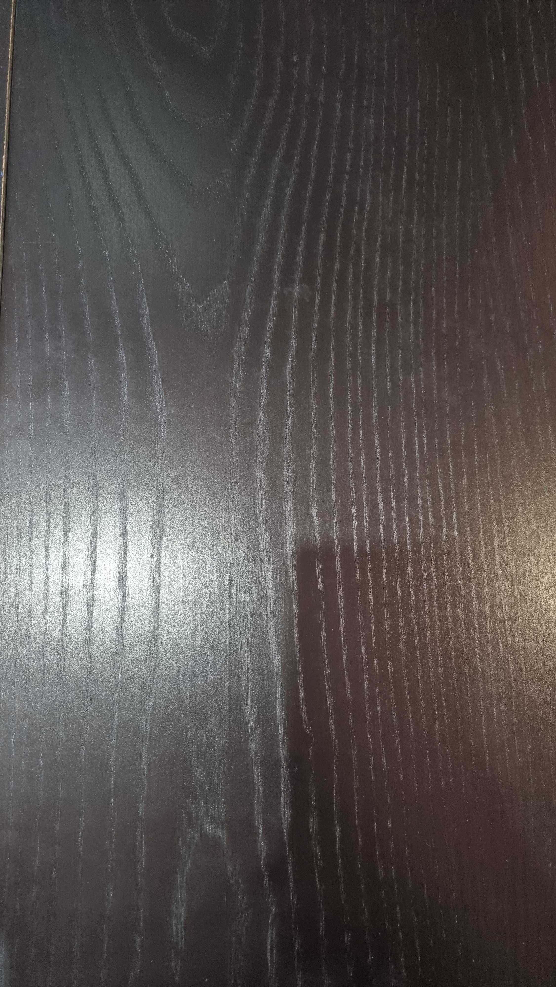 Mesa preta extensível