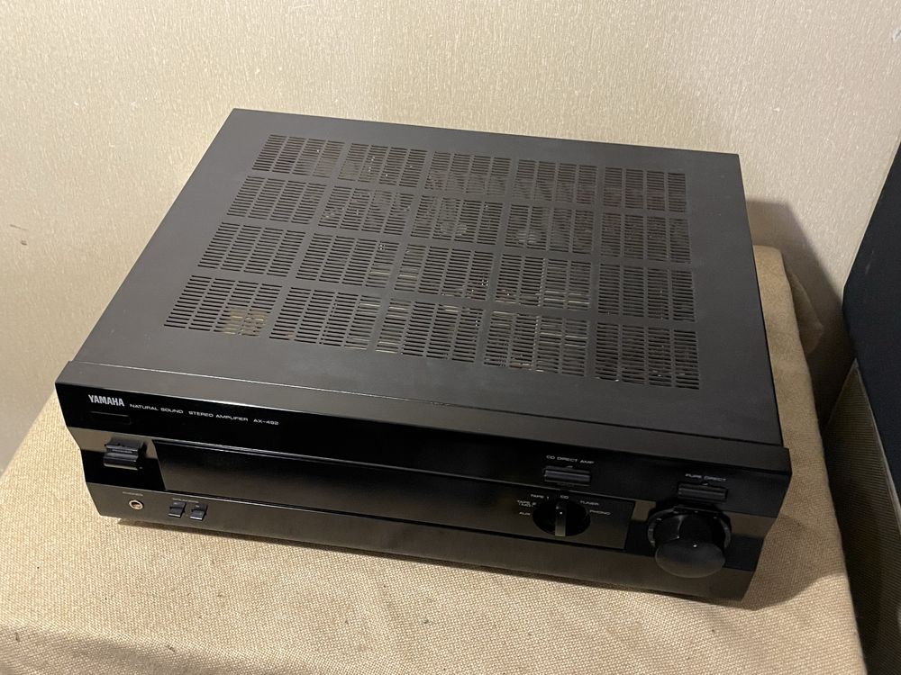 Музыкальный транзисторный усилитель YAMAHA AX-492 (2х120Вт/9,5кг)