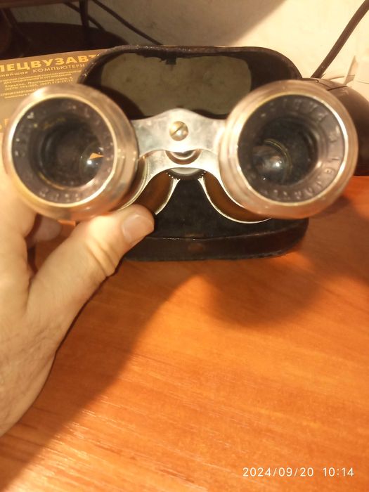 антикварный бинокль Франция
