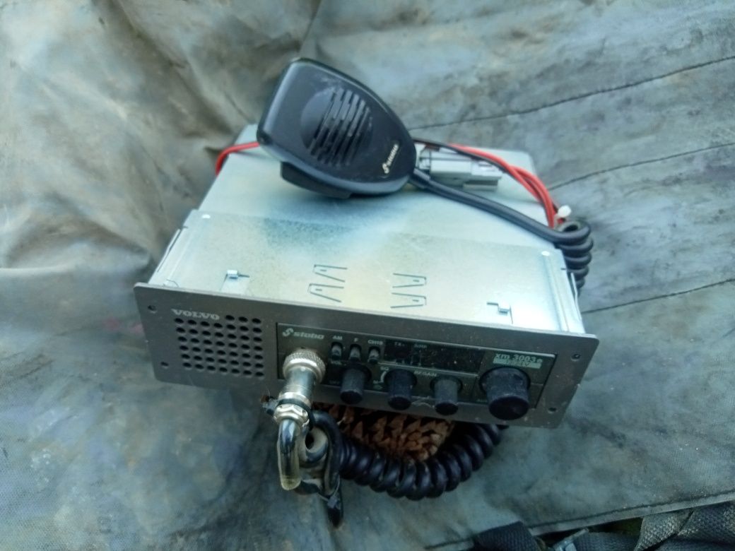 Rádio CB Volvo  de gaveta marca stobo am/fm