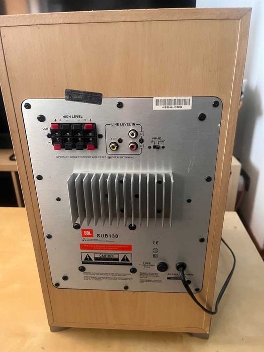Subwoofer JBL SUB138