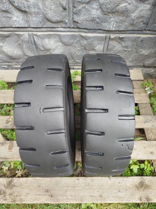 Шини 6.00-9 до погрузчика цільнолиті з Німечини