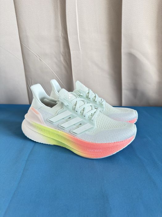 Adidas Ultraboost 5 r. 37.1/3