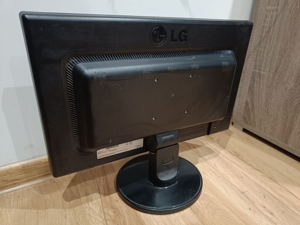 Monitor LG Flatron W1941S 19"