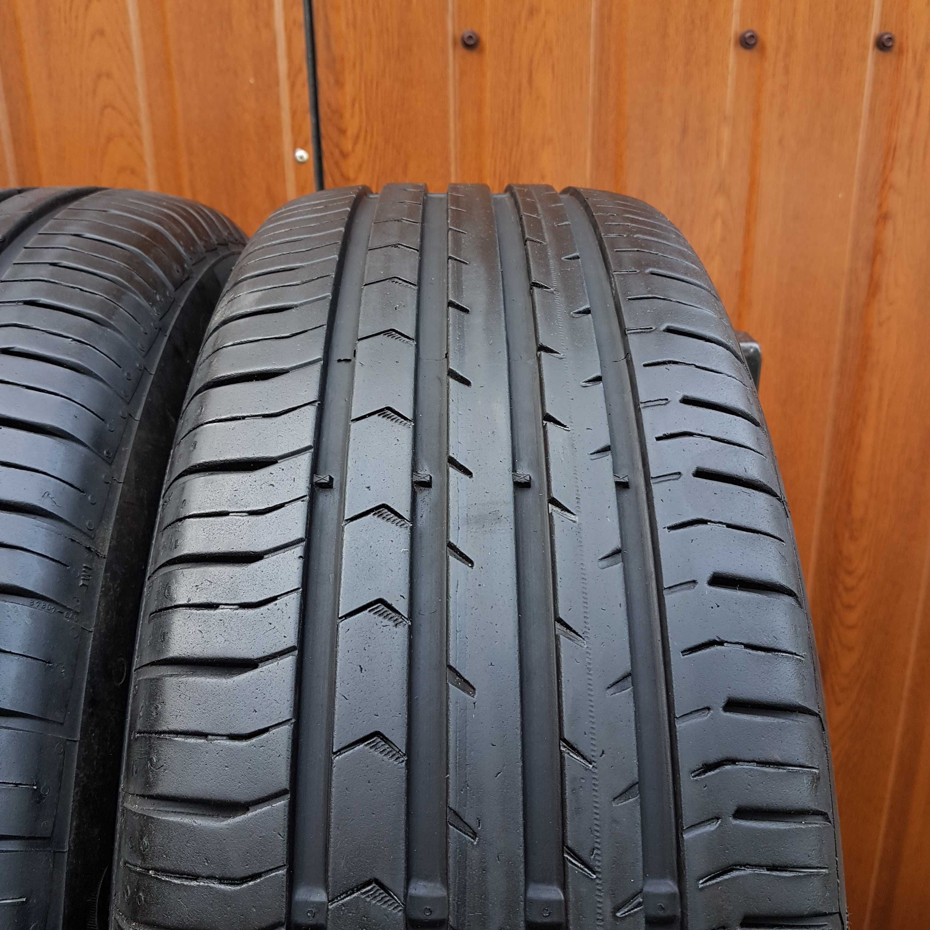 Continental ContiPremiumContact 5 215/60R17 Lato