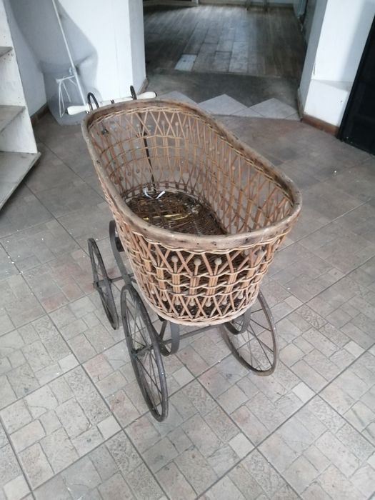 Wózek starodawny do renowacji