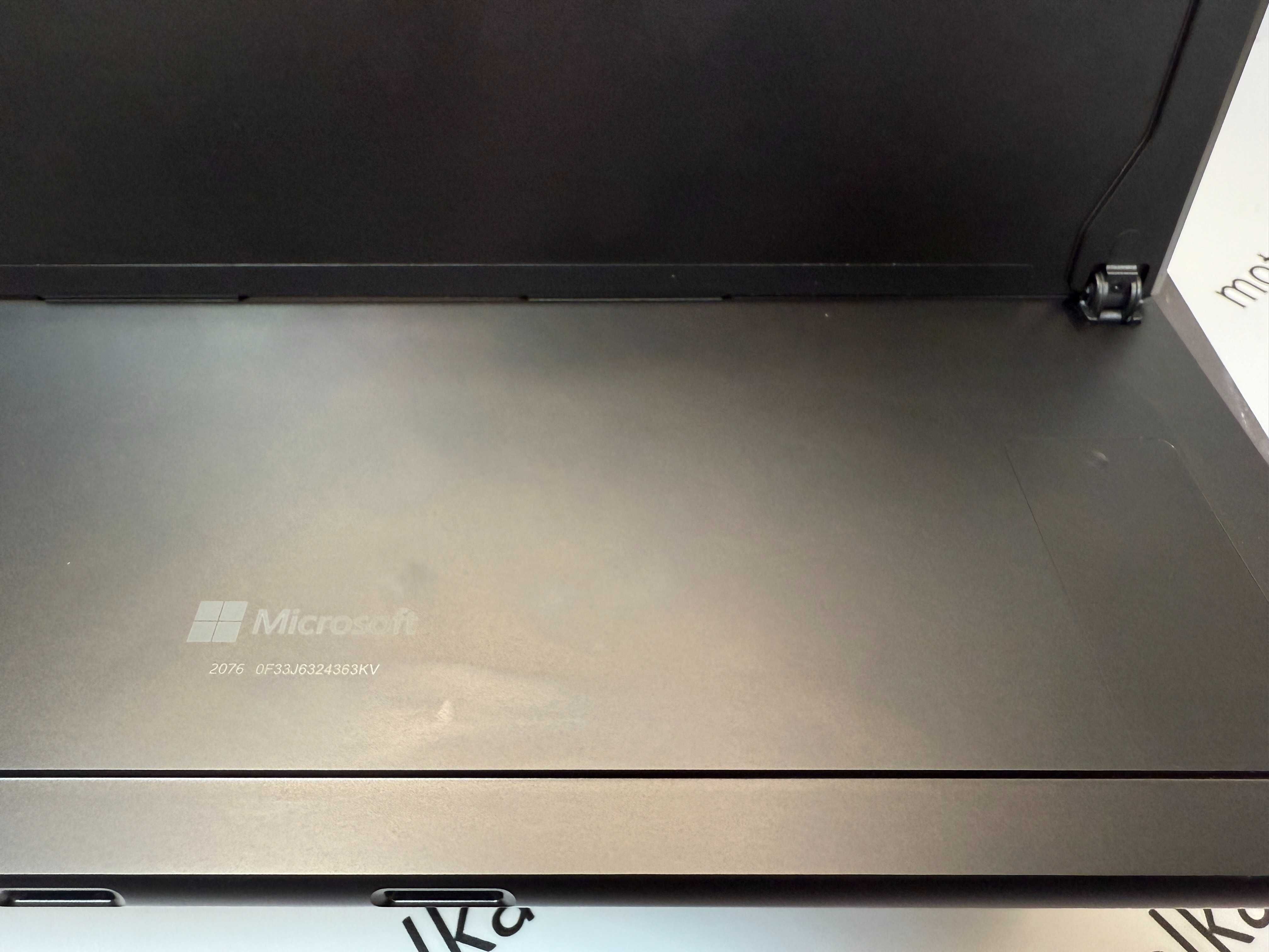NEW Microsoft Surface Pro 11 (2024) OLED/Snapdragon X elite/16GB/512