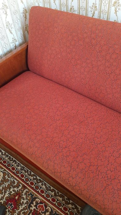 Терміново   диван ліжко спальне