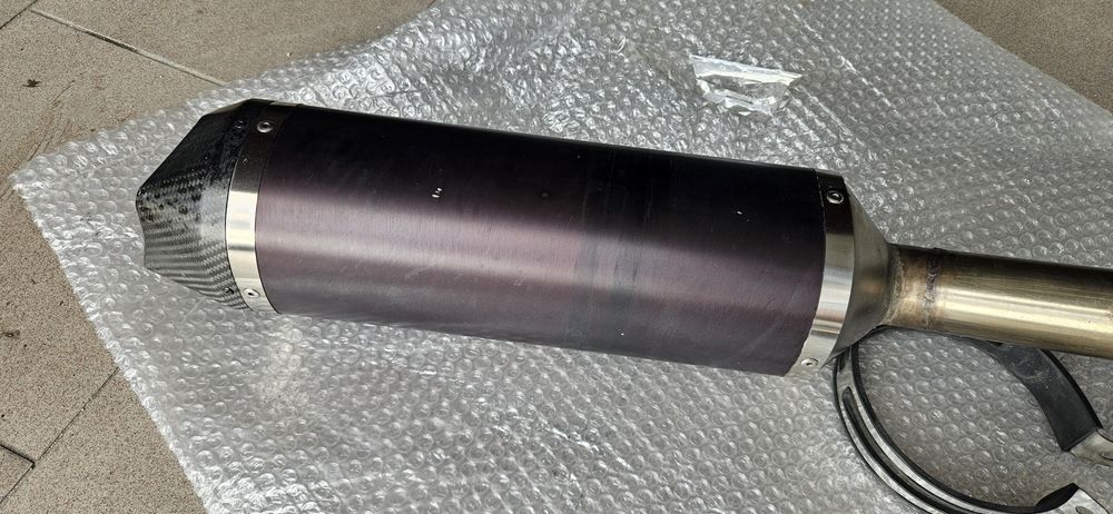 Ponteira de Escape Arrow com DB Killer