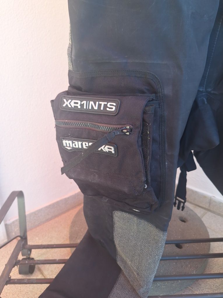 Fato seco Mares XR1