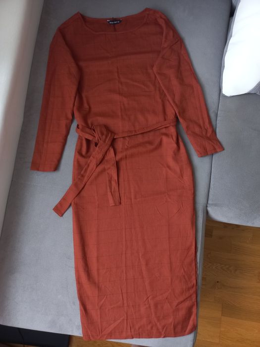 Sukienka Brązowa Diverse Nowa