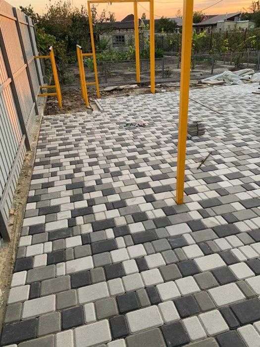 Тротуарна плитка (ФЕМ) Київ - Виробництво / Склад