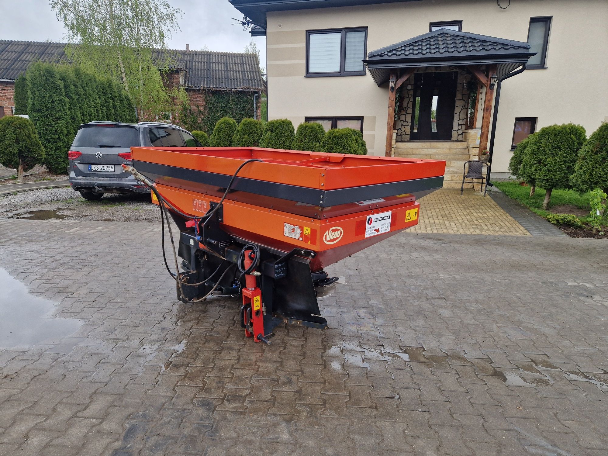 Rozsiewacz Vicon/kverneland  RSM 1800l  Ideał (rauch mds kuhn sulky