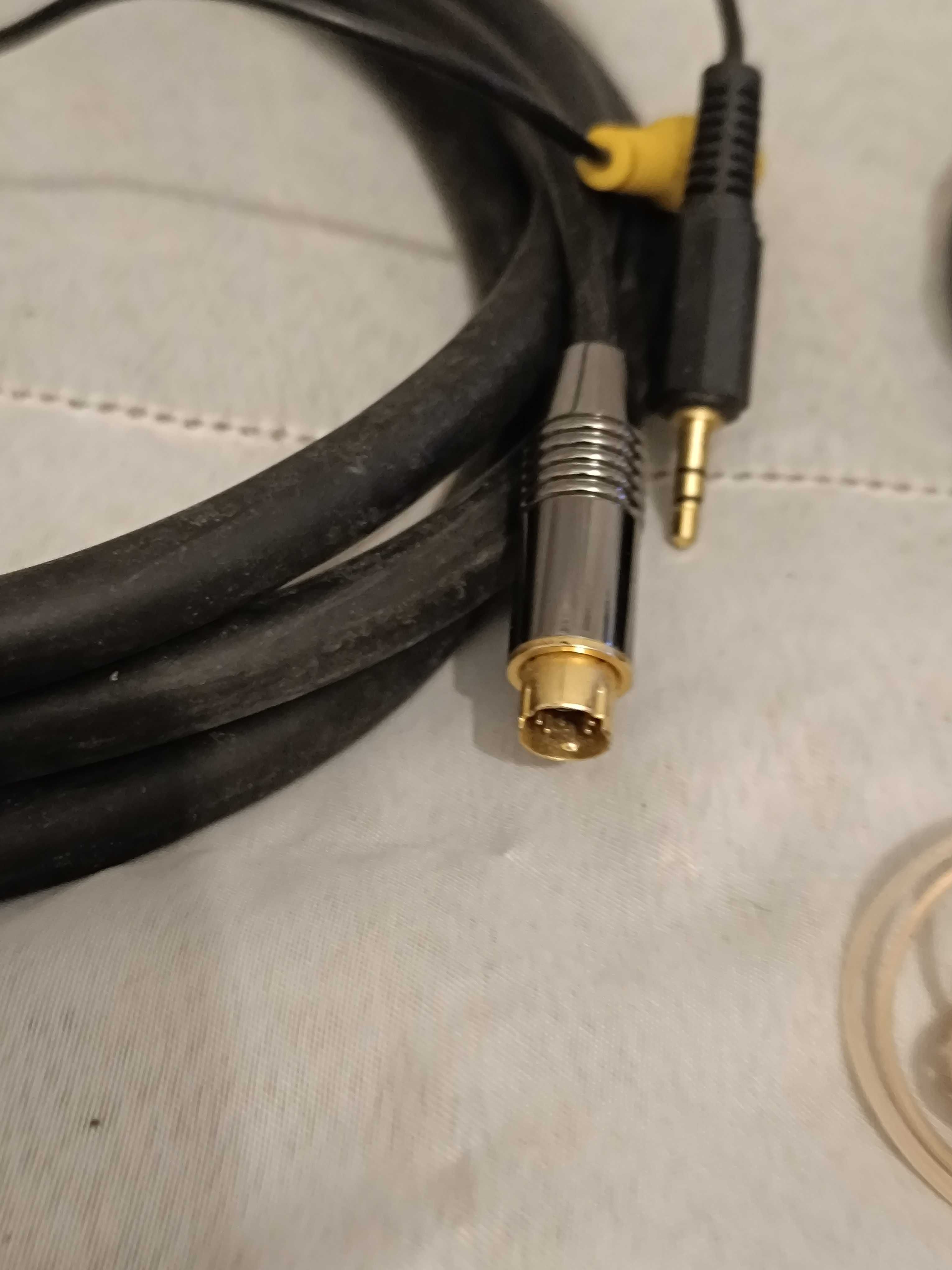 9 cabos RCA e SCART