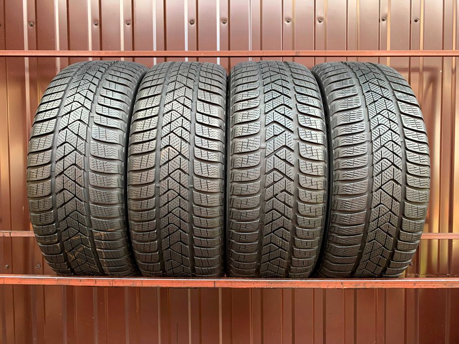 215/55 R17 Pirelli Sottozero 3. Шини зимові 4 шт.