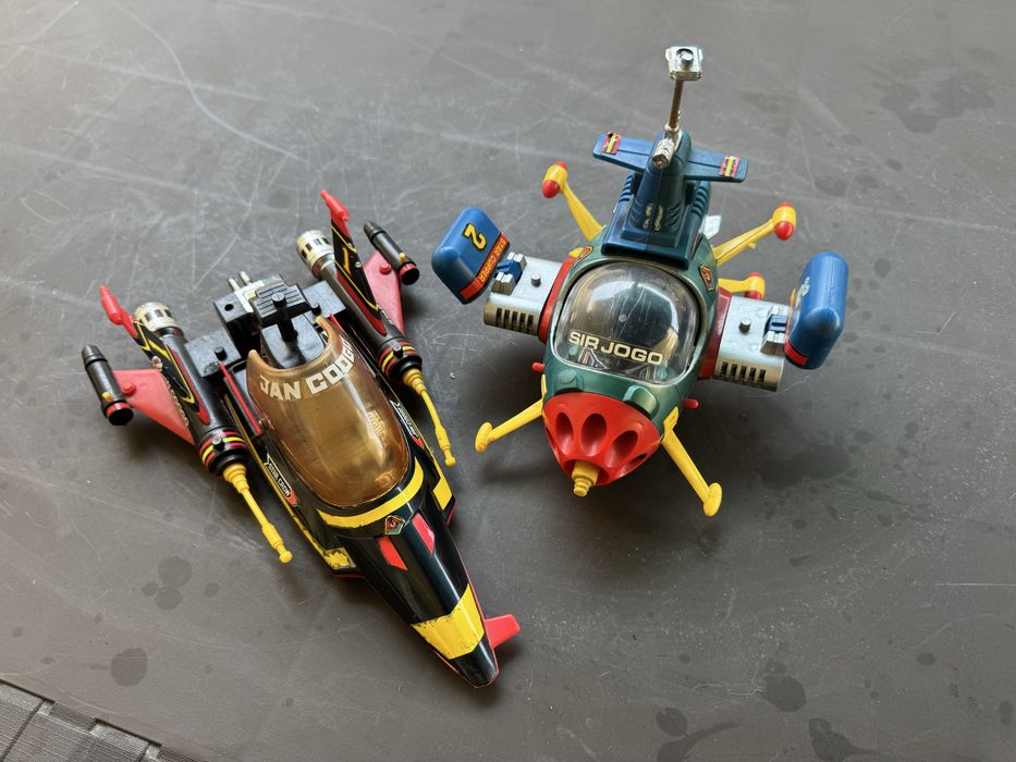 Bonecos vintage muito antigos  e raros .