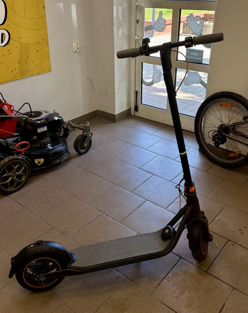 Hulajnoga Ninebot KickScooter f40d - SPOKO LOMBARD łódź