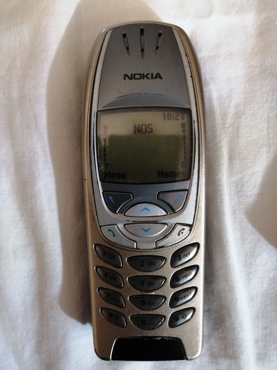 Vendo Nokia 8850 e 6210 como nóvos.