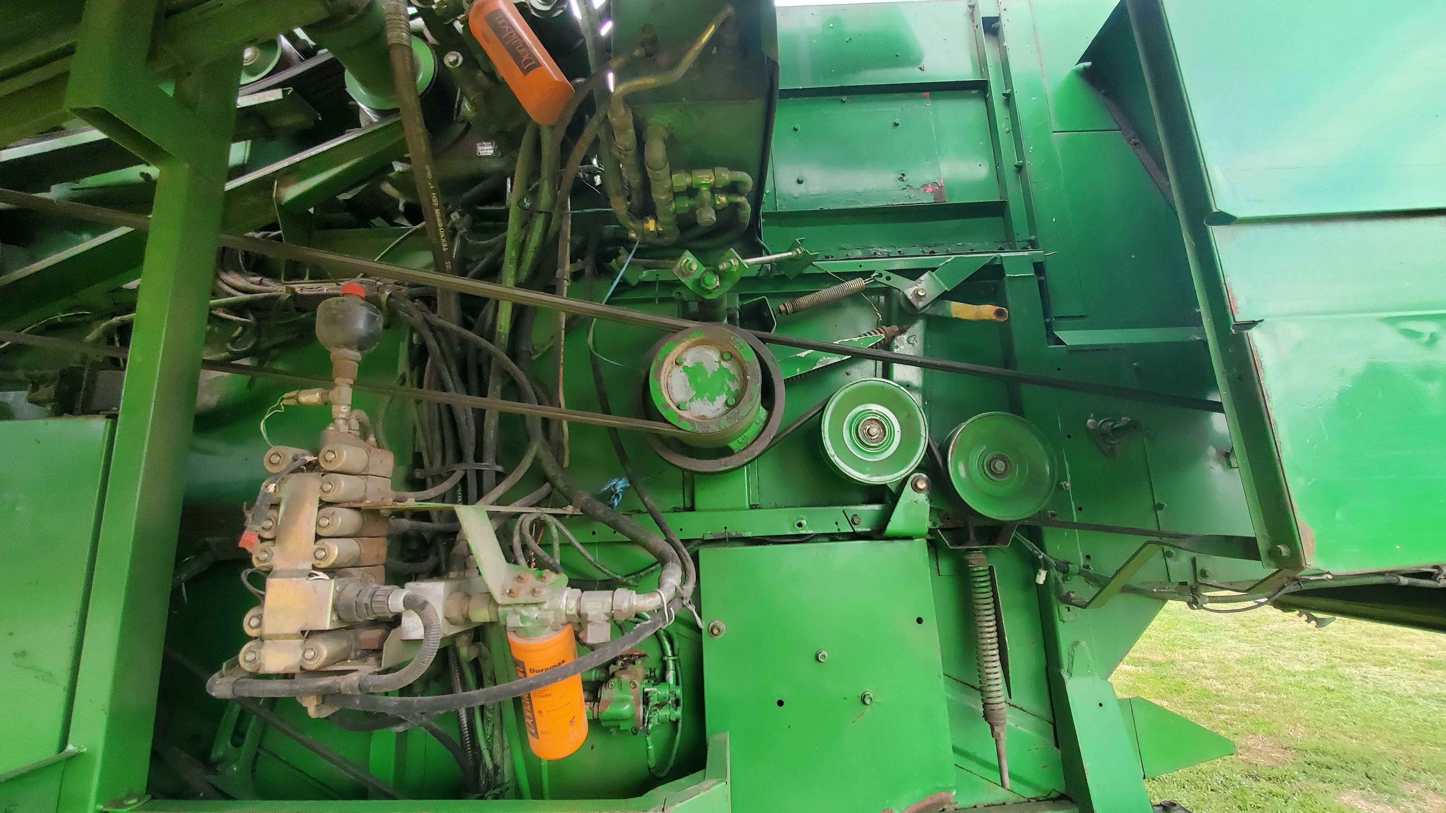 Комбайн John Deere 2266 Extra Джон Дир