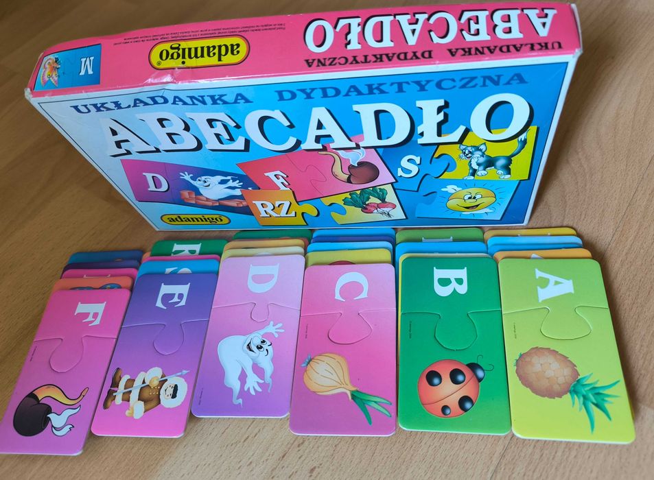 Edukacyjna układanka Abecadło