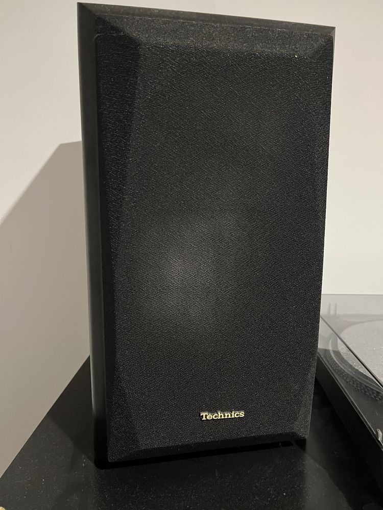 Sprzedam zestaw  Technics SE-CA10 z gramofonem SL-BD3