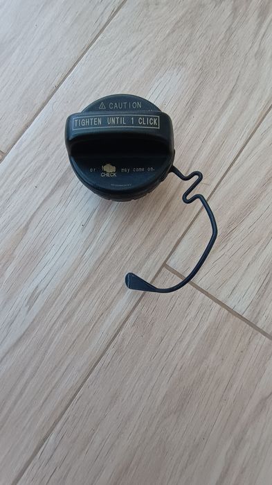 Кришка бензобака Тойота